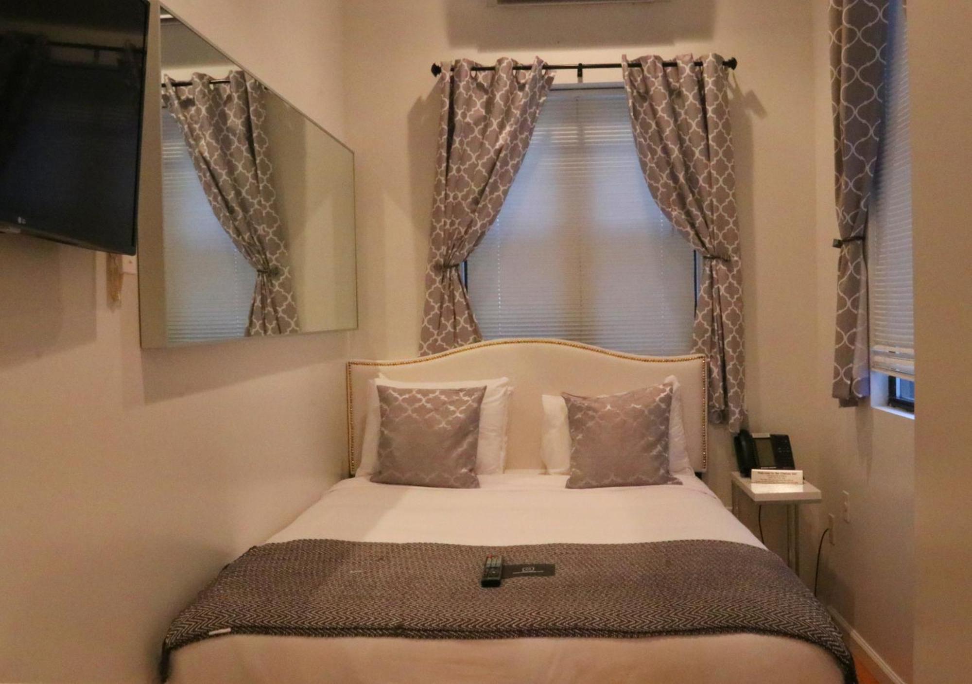 Standard Double Room Private Bathroom