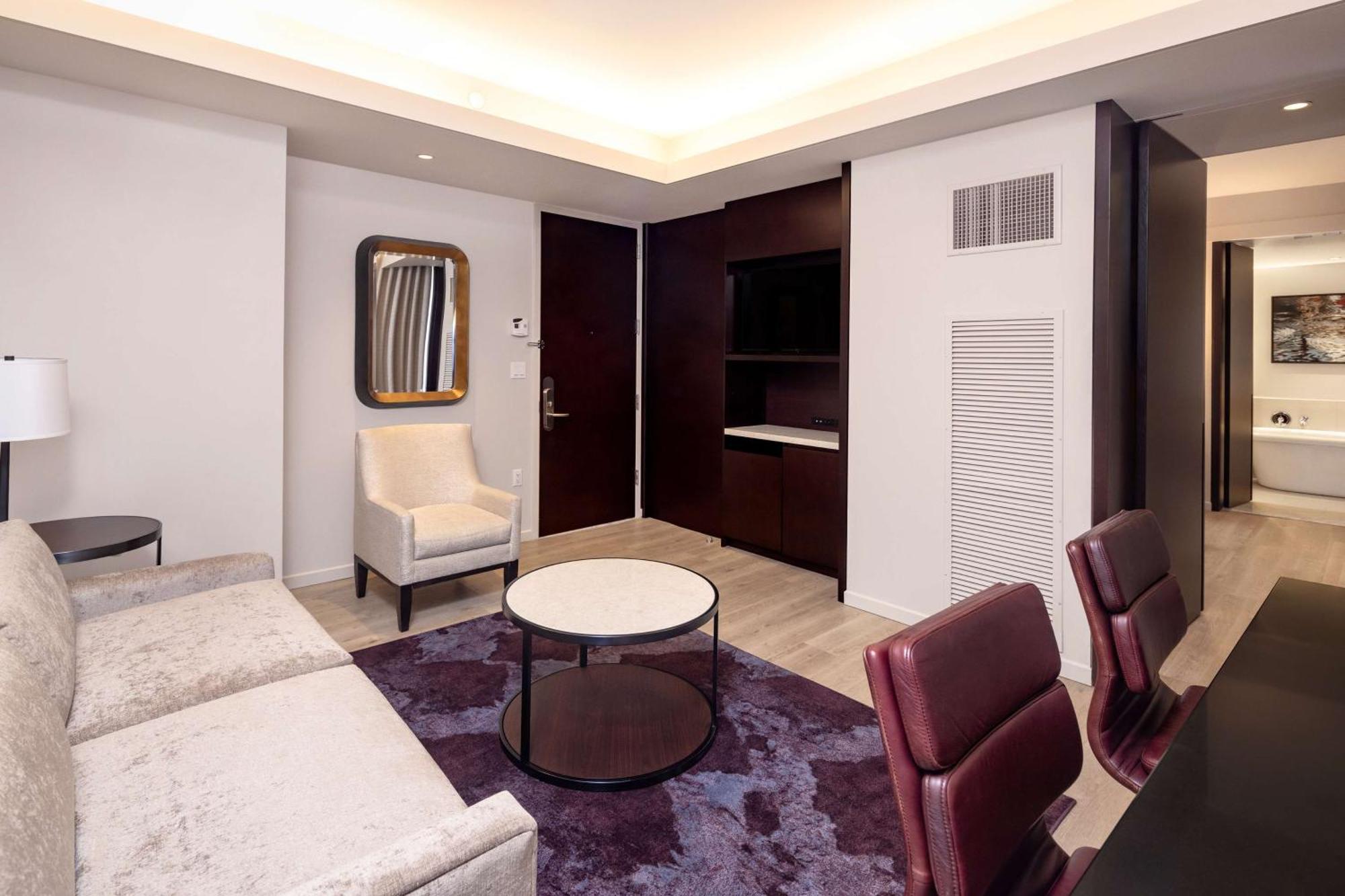 One-Bedroom King Suite Sofa Bed