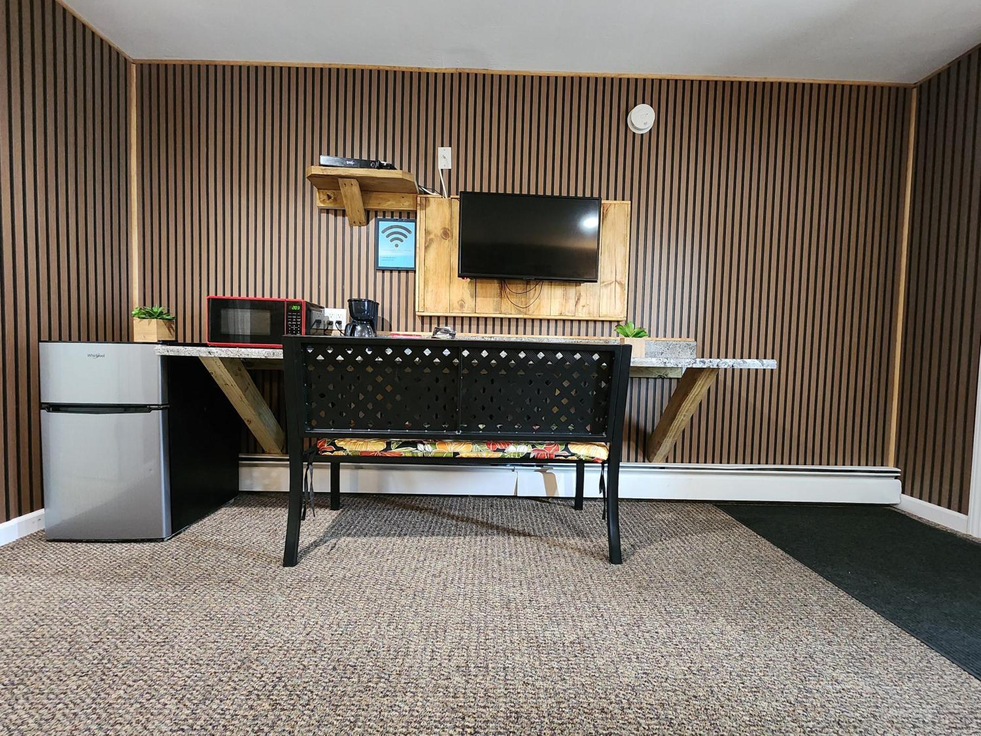 Family Room Non-Smoking