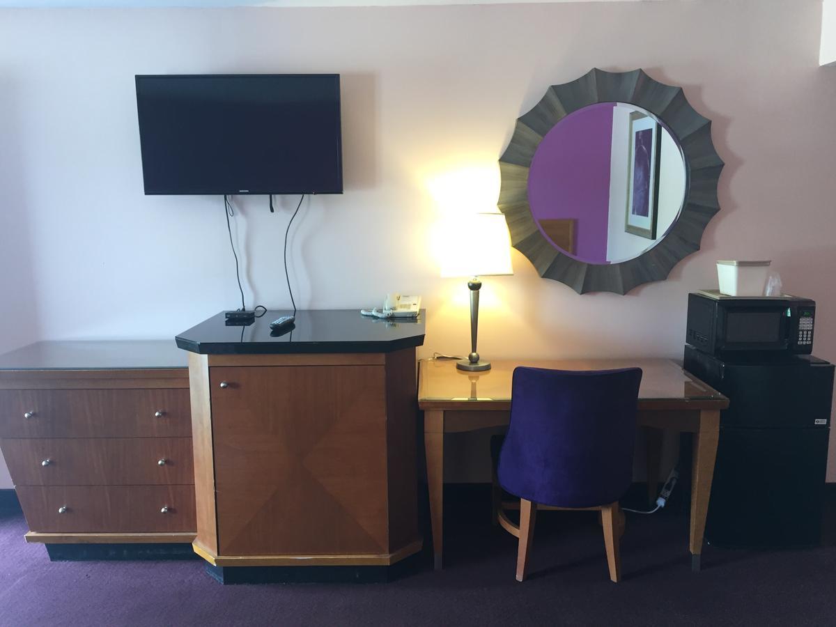 Double Room Two Double Beds Smoking