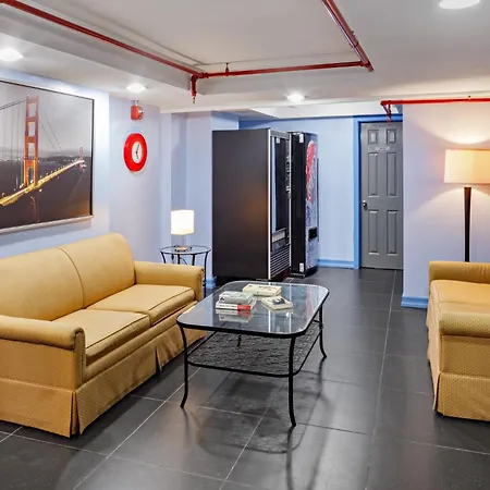Central Park West Hostel-3