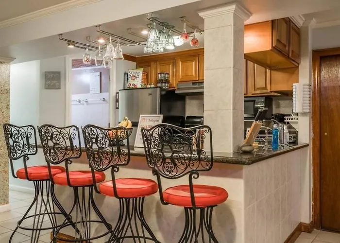 352 New York Cozy, 1 Bedroom Brownstone Apt