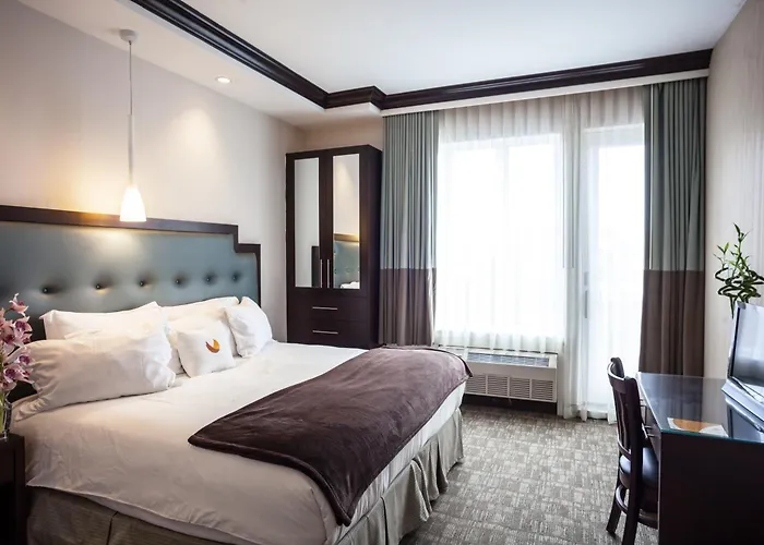 Aura Hotel Brooklyn New York