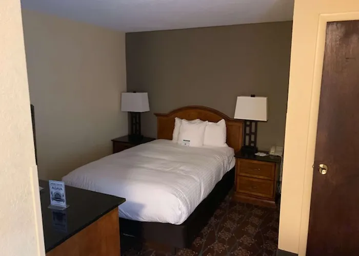 Hoteles en Ithaca