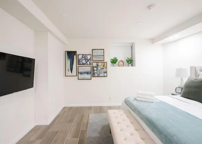 Luxury 2Br Duplex 5Min To Central Park ニューヨーク
