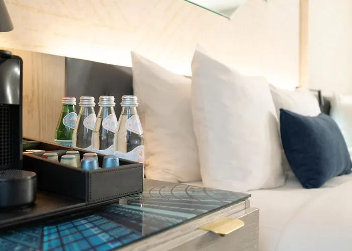 Roomza Times Square At Pestana Cr7 New York