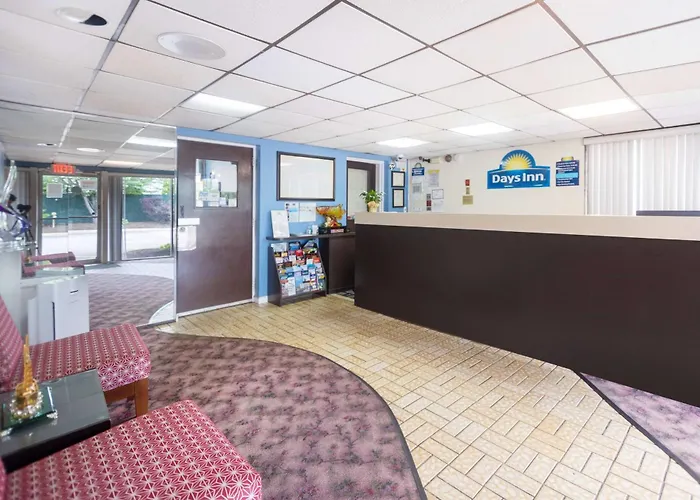 Pet friendly Days Inn By Wyndham Hicksville Long Island