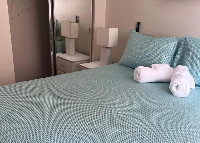 Cozy & Relax Airb&B Llc New York