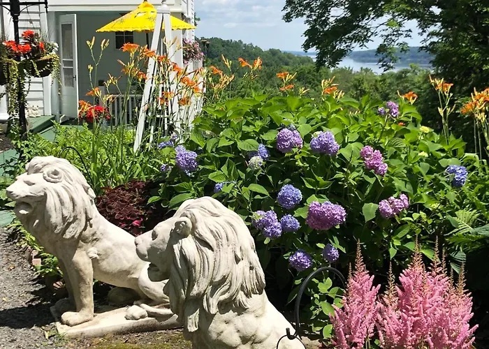 Renwick Clifton House B&B Saugerties
