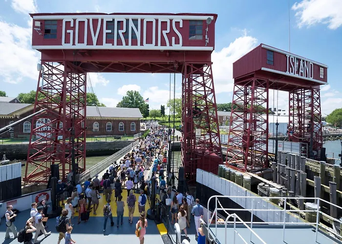 Collective Retreats Governors Island Nueva York