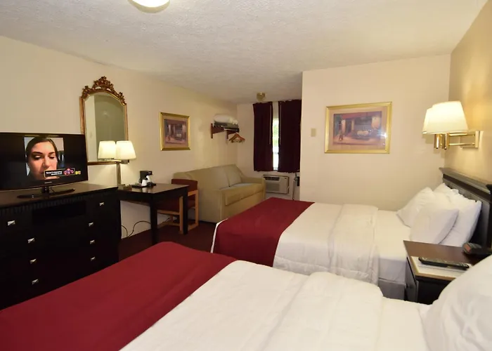 Knights Inn Oswego East