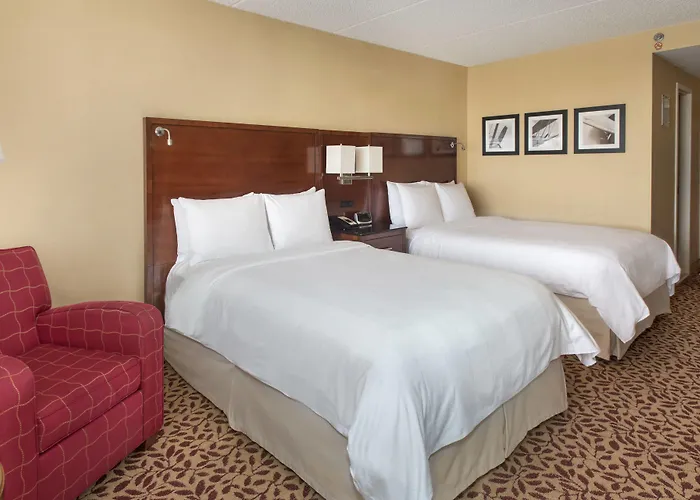 Uniondale Hotels