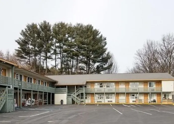 Northway Inn Queensbury - Lake George