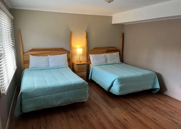 Community Court Motel Saratoga Springs