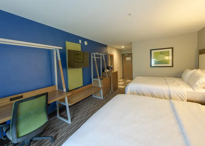 Holiday Inn Express & Suites Jamestown By Ihg