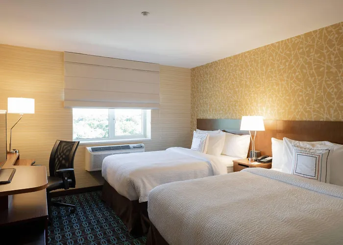 Fairfield Inn & Suites By Marriott New York Queens/Fresh Meadows aceita animais de estimação