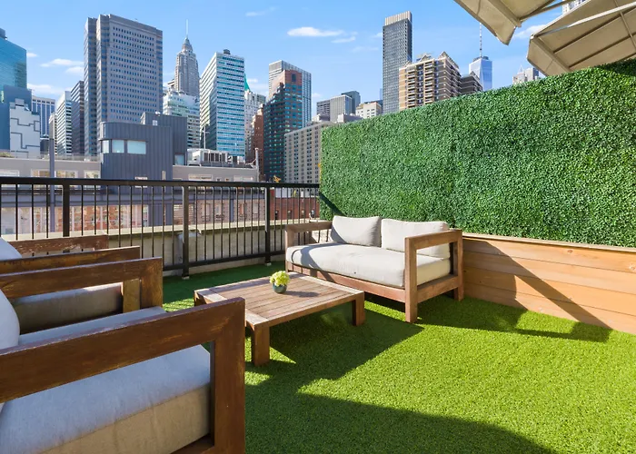 Boutique 33 Hotel, New York City, Seaport