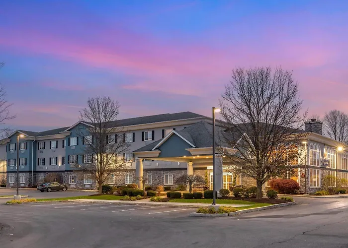 Comfort Inn & Suites East Greenbush - Albany
