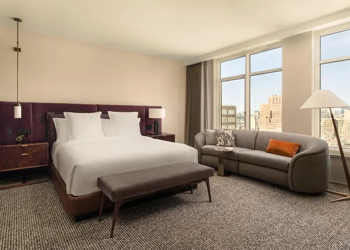 Four Seasons Hotel New York Downtown