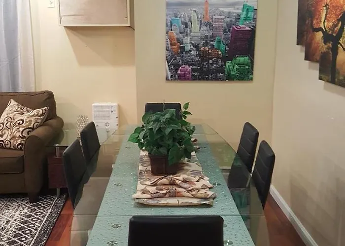 Huisdiervriedelijke Private Garden Apartment New York