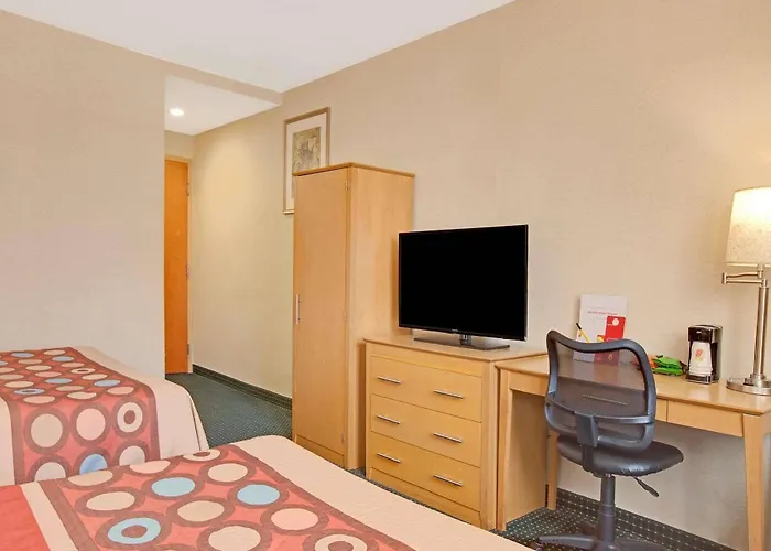 Super 8 Jfk Airport Nyc Hotel New York