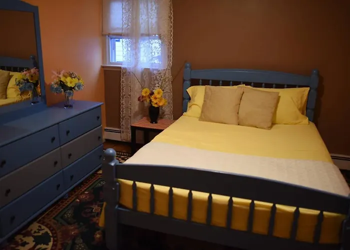 Beautiful Room Near Jfk And Close To Laguardia Airports New York